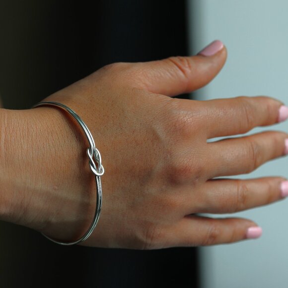 White 925 Sterling Silver Knot Bangle Bracelet – Gift for her - Picture 1 of 6